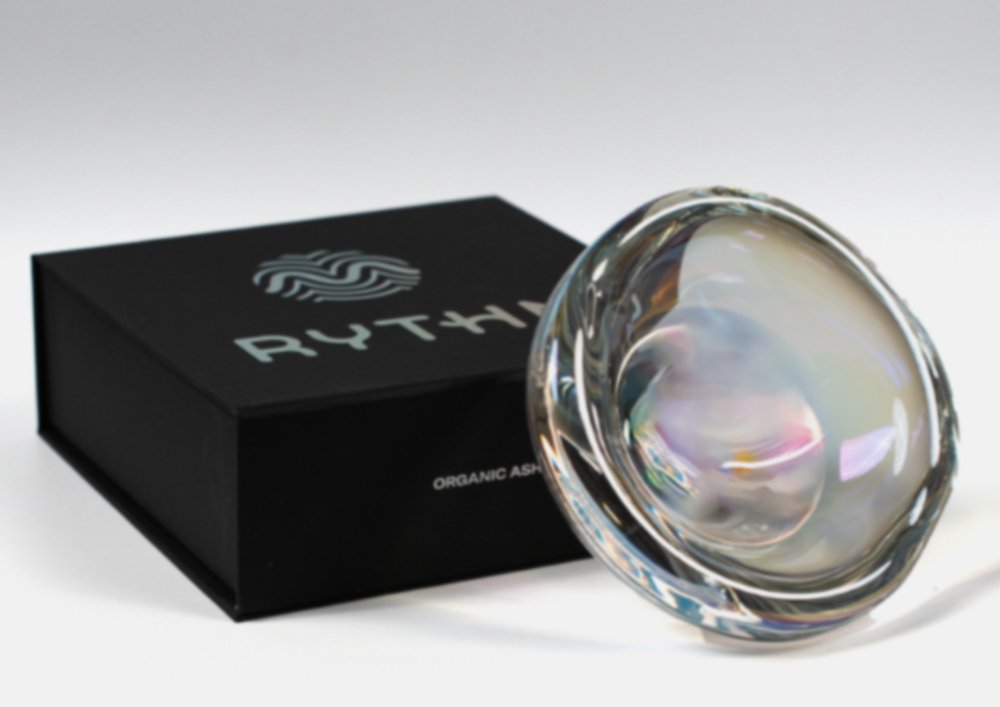 Organic Glass Ashtray - Clear/Iridescent